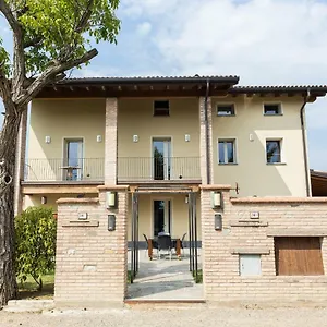  Bed & Breakfast La Piccola Torre